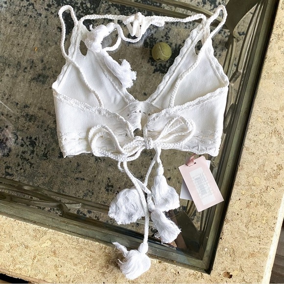 Alexis Top Buras Crochet Knit Cropped Tassel Tie Halter Open-Back White S NWT - Picture 8 of 11